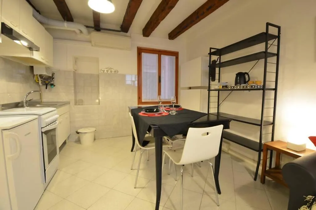 Carlo'S Studio By Venicevillas איטליה