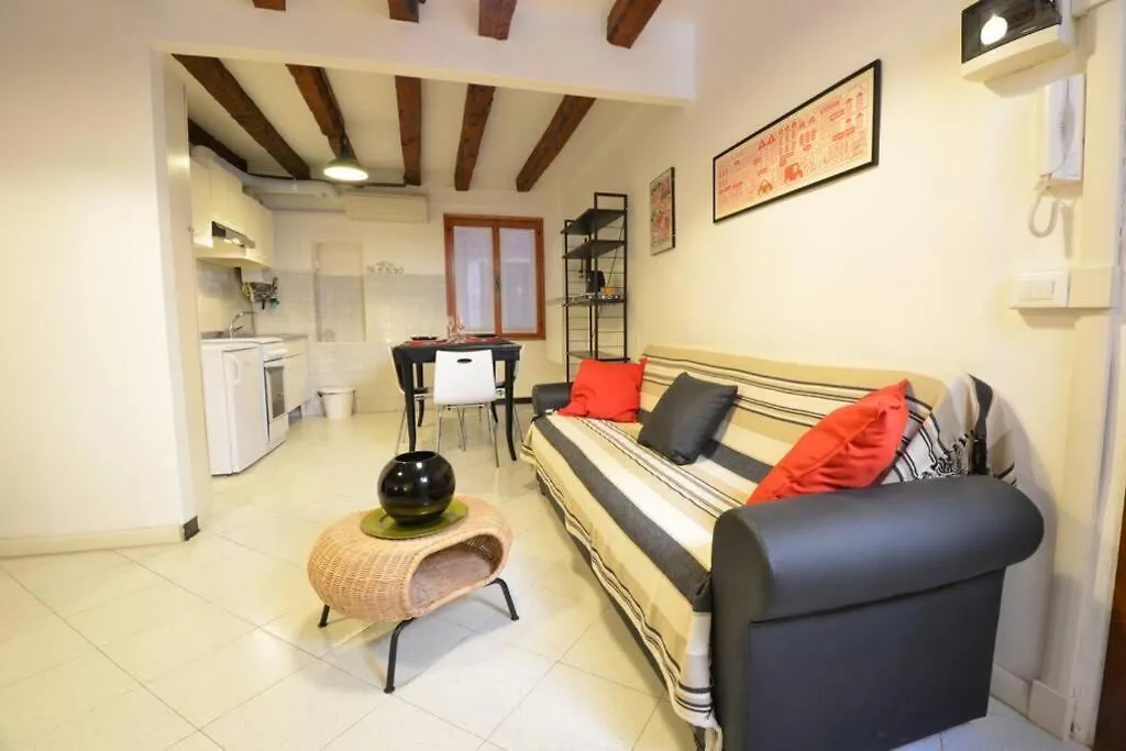 Carlo'S Studio By Venicevillas
